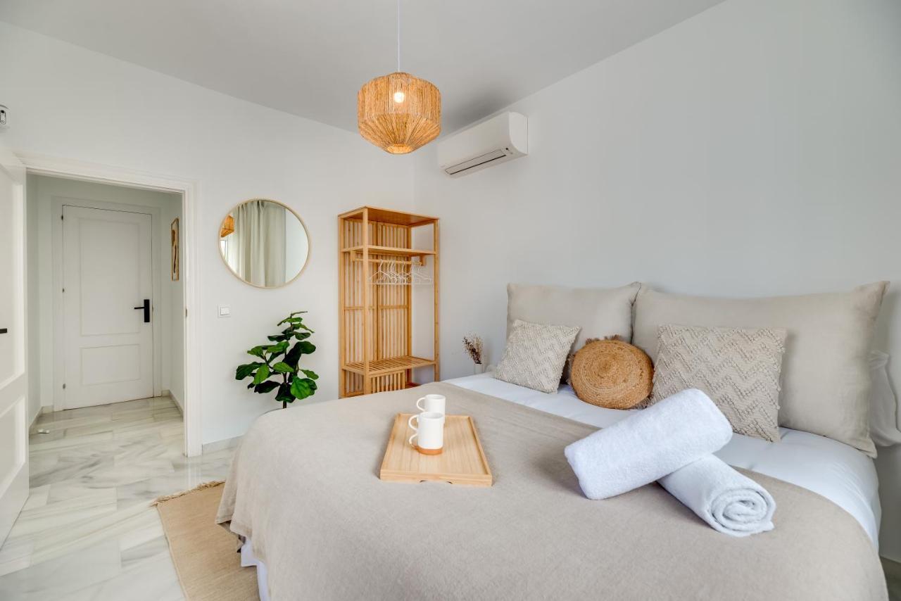 Sirio: Golf-front Retreat With Private Heated Pool Pousada Marbella