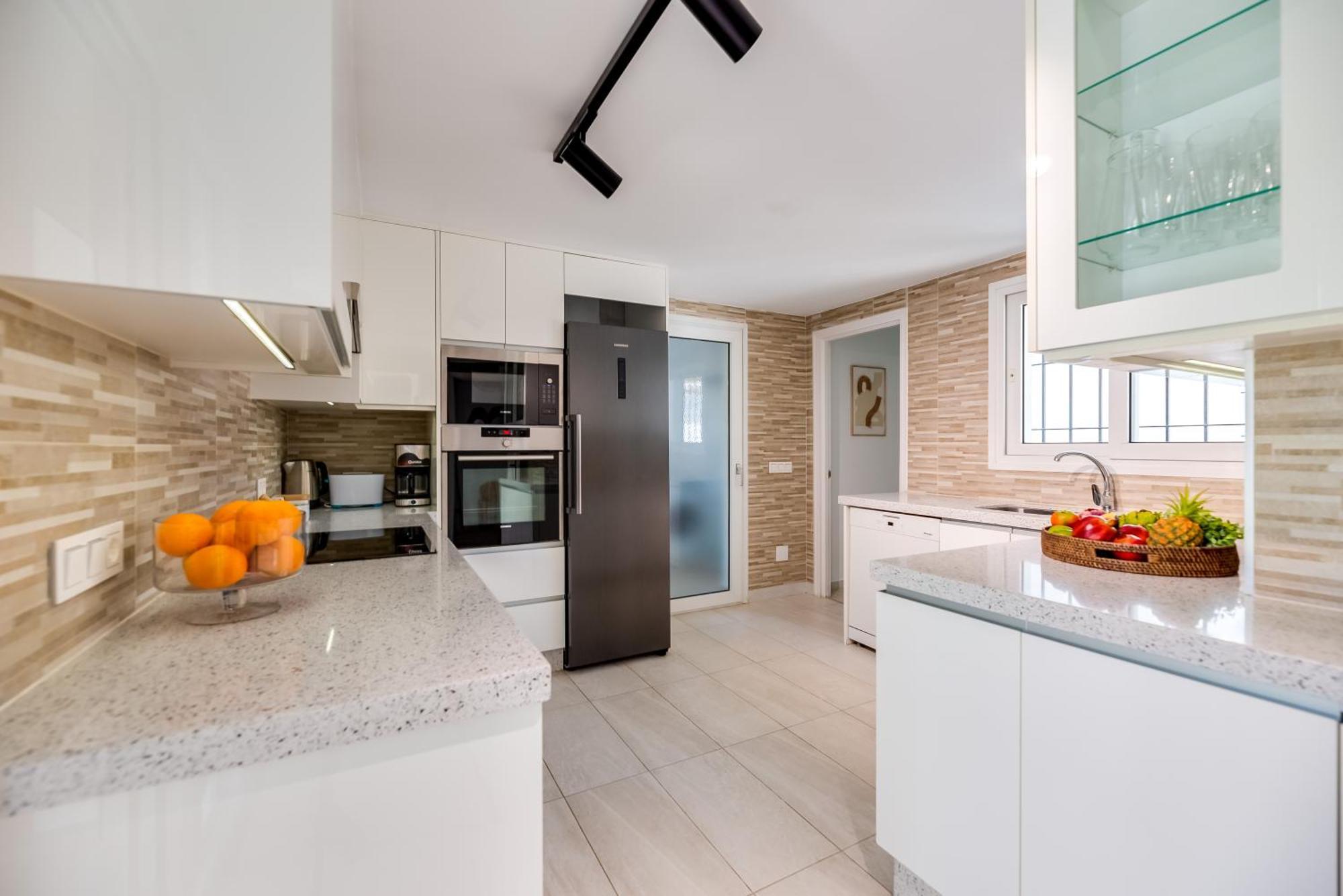 Sirio: Golf-front Retreat With Private Heated Pool * Marbella