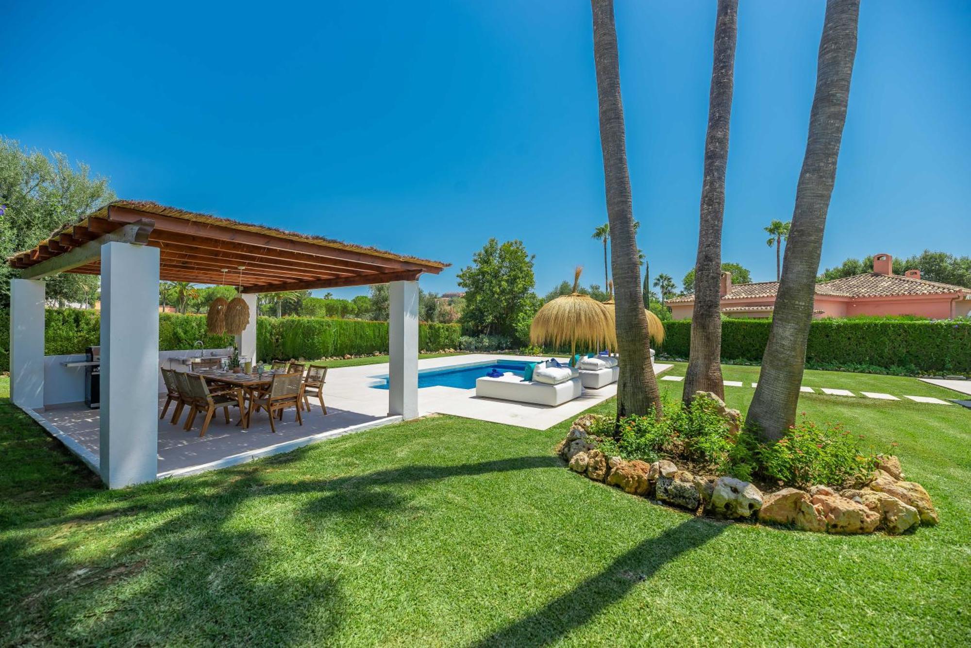 Pousada Sirio: Golf-front Retreat With Private Heated Pool